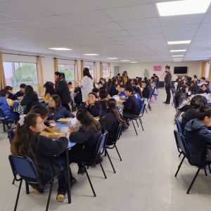 Realizan desayuno especial para estudiantes destacados